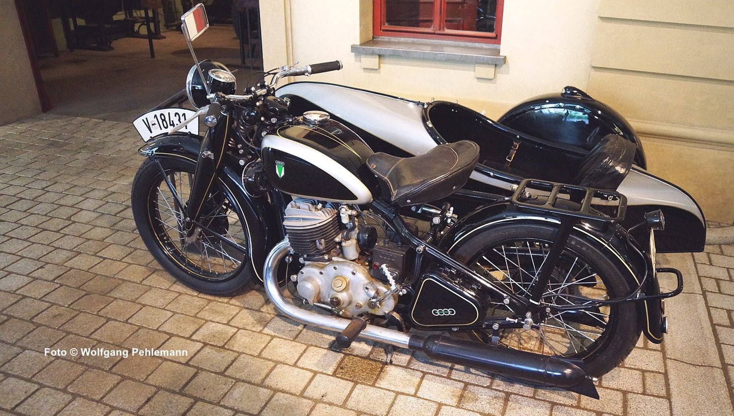 DKW SB 500 mit Beiwagen Baujahr 1934 aus Werk Zschopau - Foto © Wolfgang Pehlemann