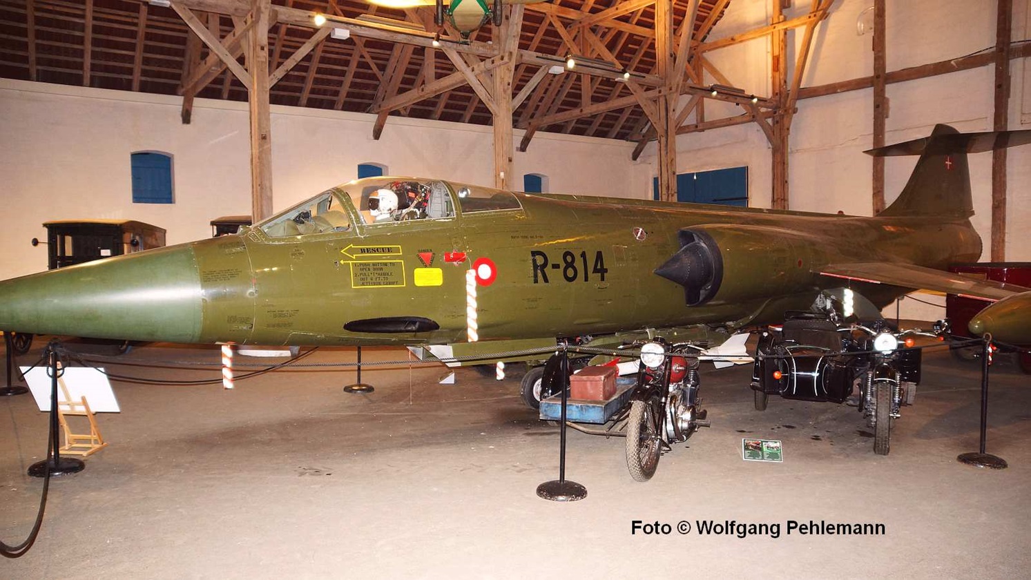 Egeskov Slot Museum Starfighter F-104 gelandete Version - Fyn Danmark - Foto © Wolfgang Pehlemann